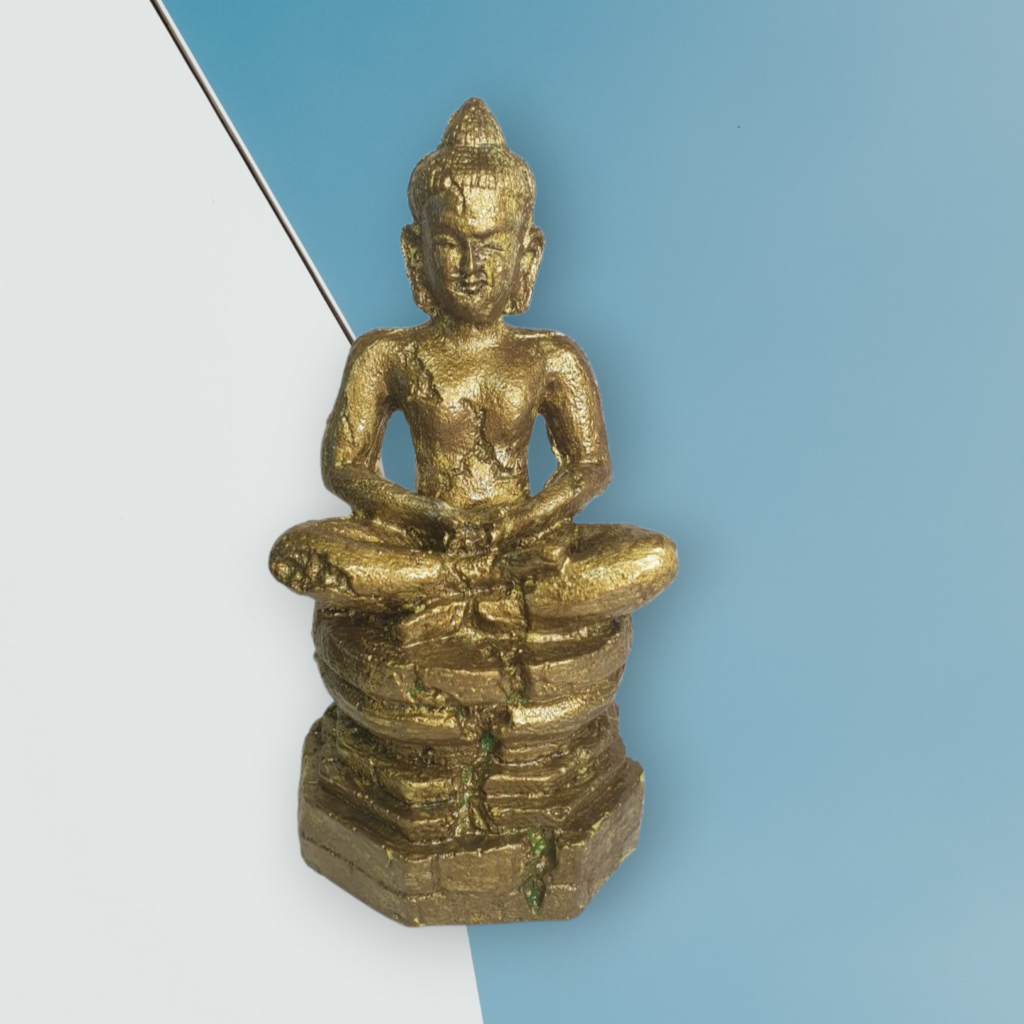 Buda Thai sentada