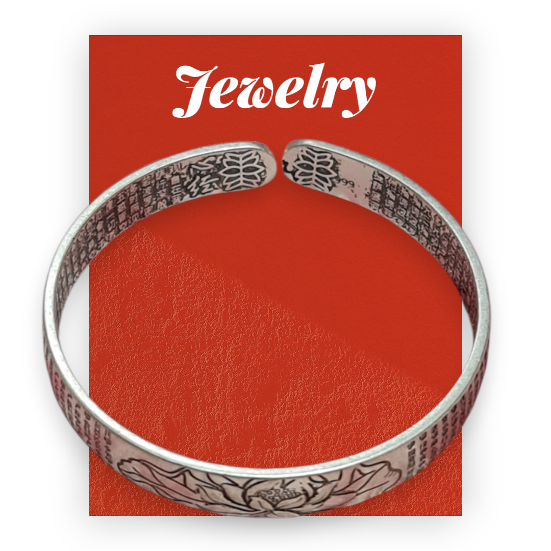 brazalete budista con mantras y flor de loto