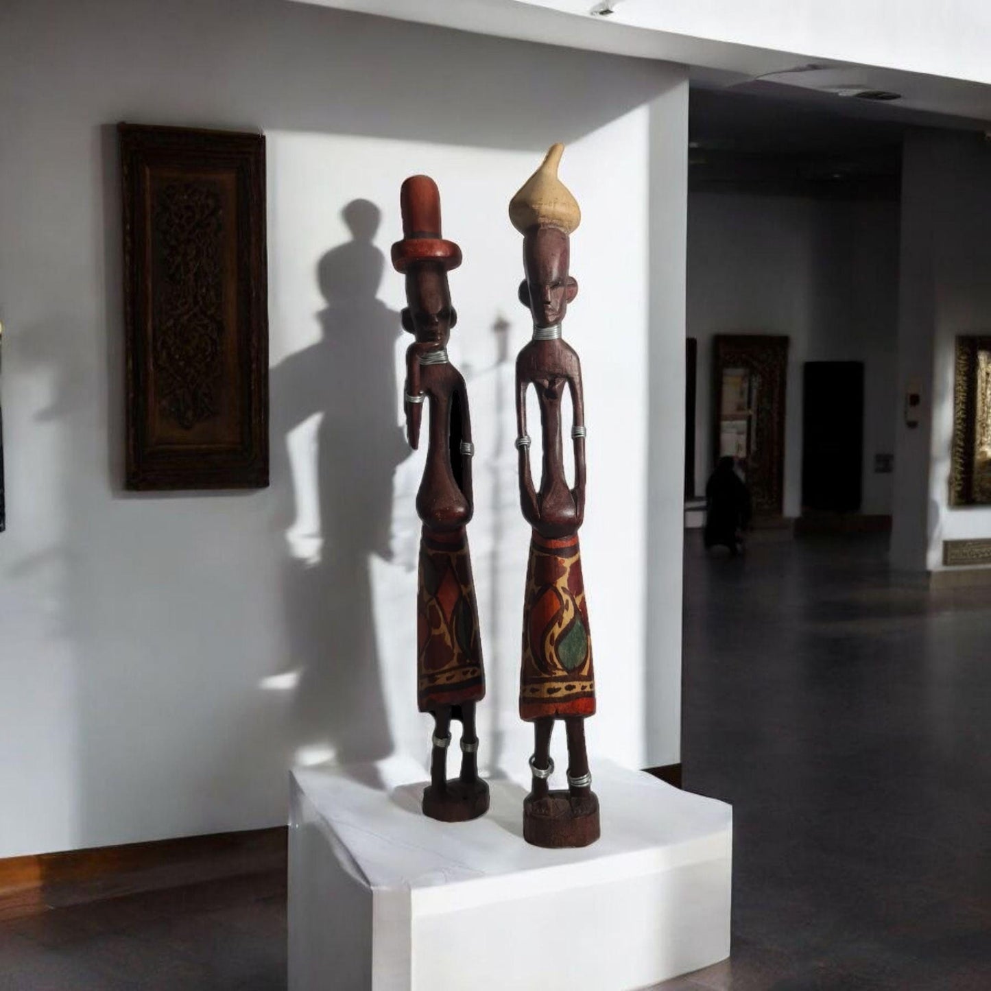 Pareja estatuas hombres africanos , arte tribal africano hecho a mano
