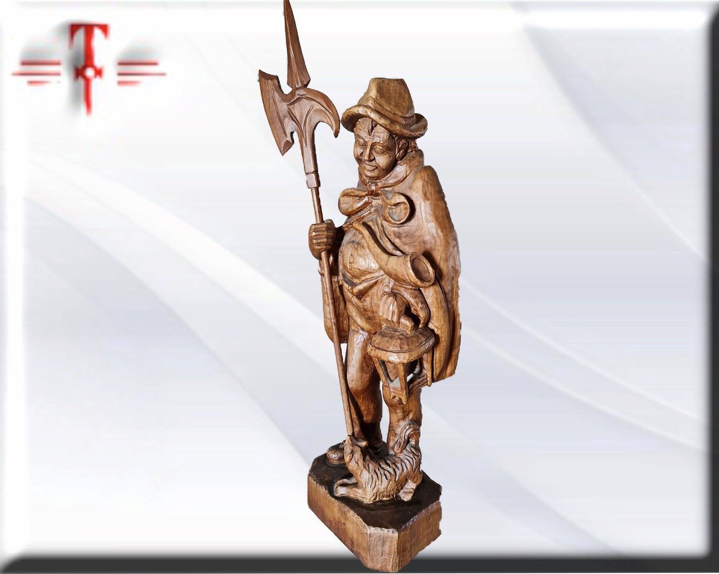 estatua del antiguo Sereno de noche , tallado en maderas nobles