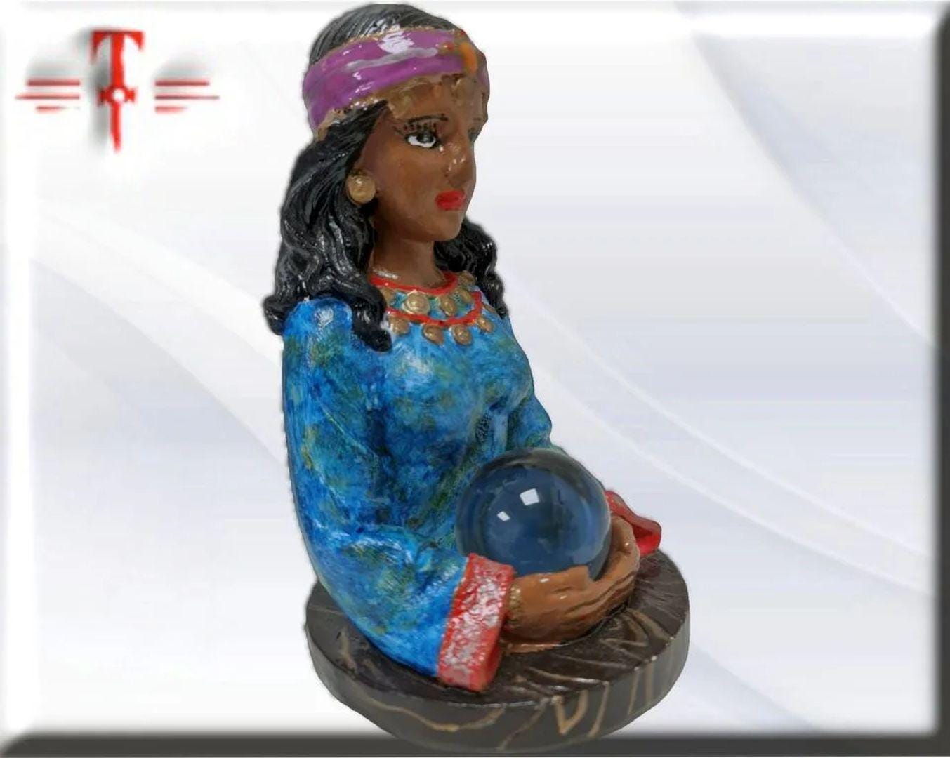 Estatua Busto , Tarotista , Gitana vidente con bola de cristal ,articulos esotéricos y religiosos