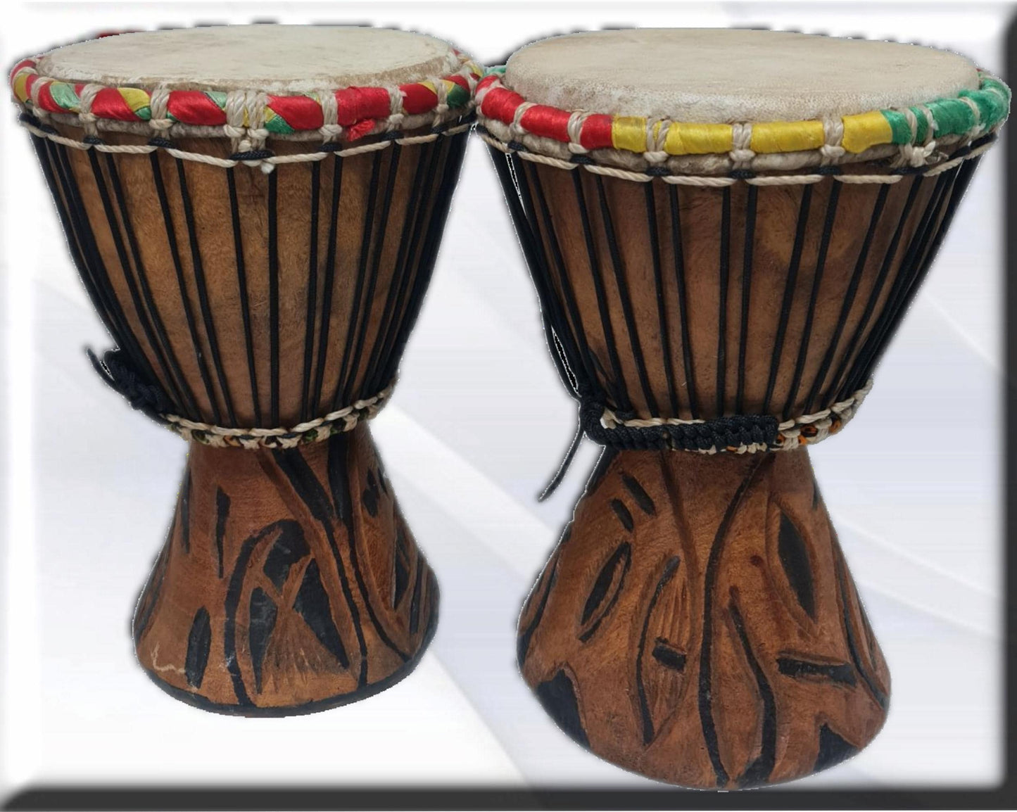 Djambe africano hechas a mano, instrumento musical , arte africano