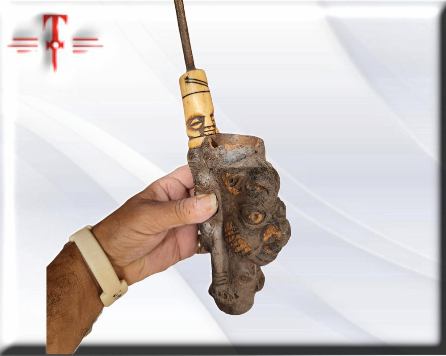 Antigua Pipa Bamileké ( Terracota ,arte africano) Ancient Bamileké Pipe (Terracotta, African art)