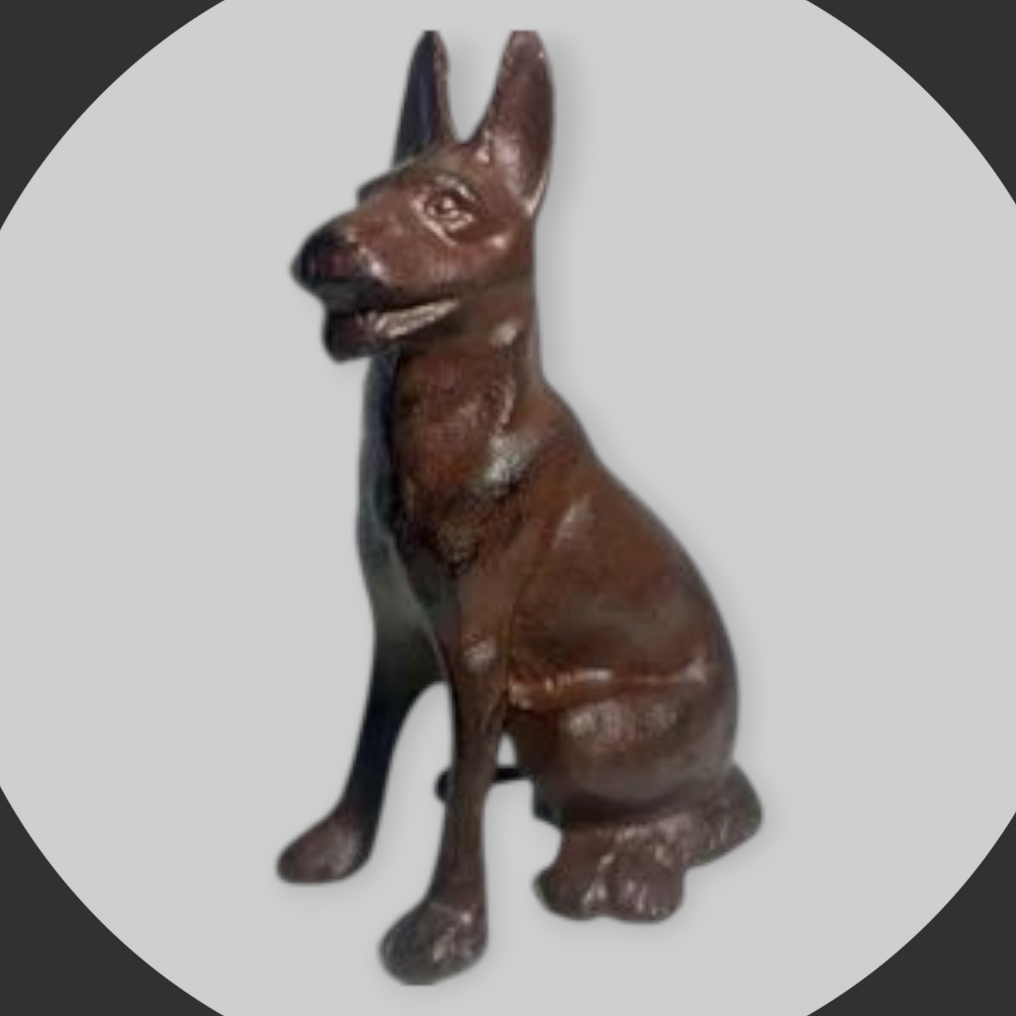 Perro hierro fundido