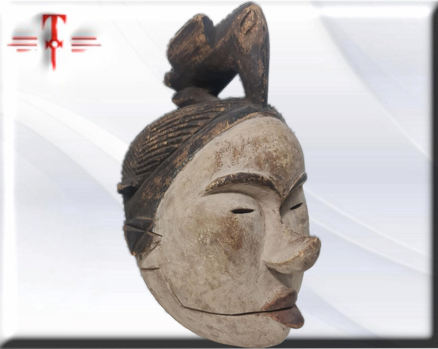 Antigua mascara africana Punu arte africano
