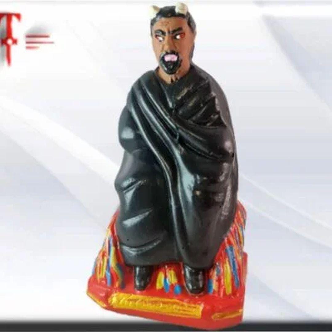 Figura Yeso exu Capa Preta sentado , Candomble , kimbisa, Umbanda