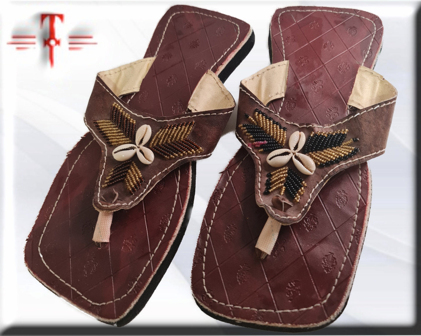 Sandalias de cuero Africanas , producto artesanal .