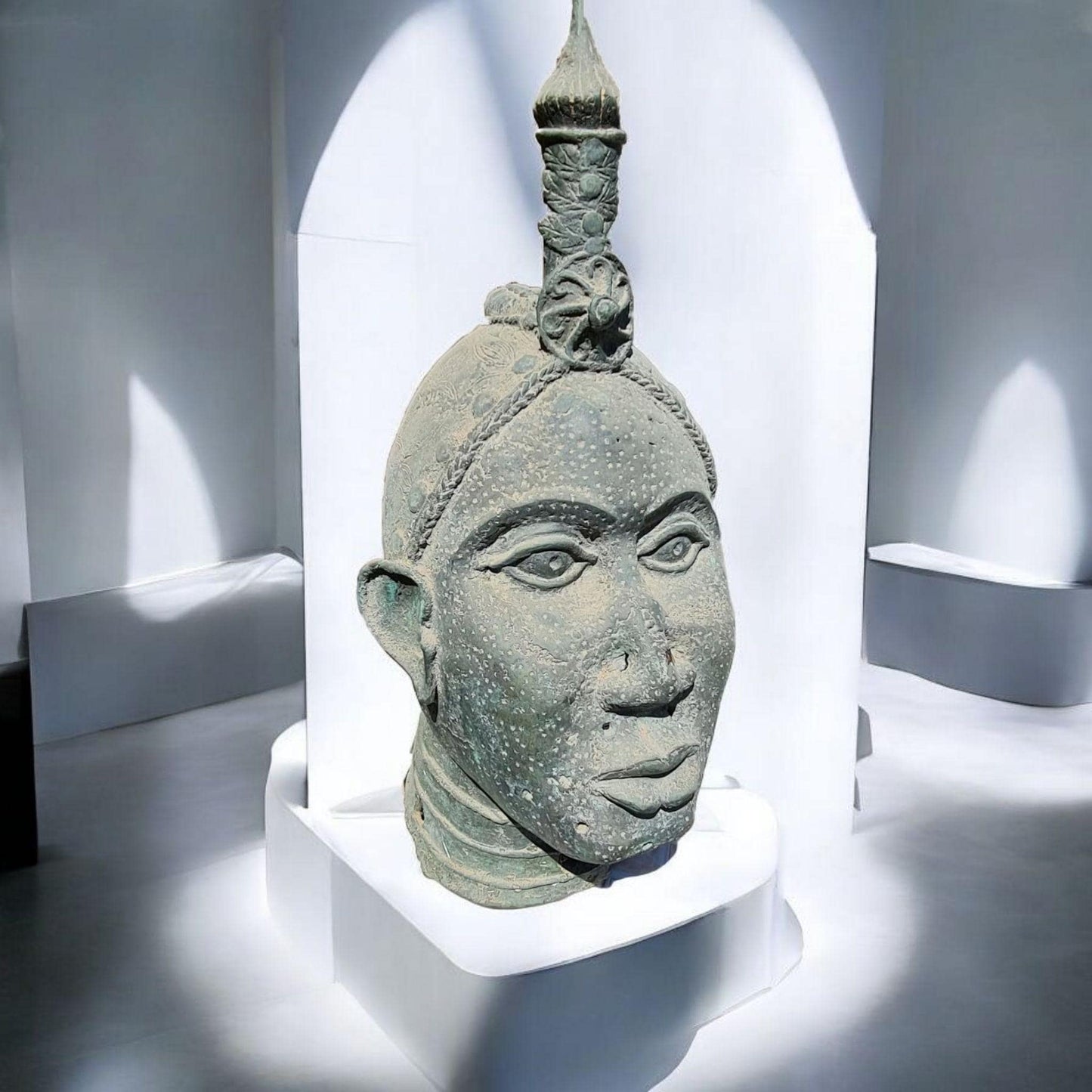 Busto de Oni ( rey de ifá) Arte africano , Yoruba , Escultura de bronce 6 kilogramos