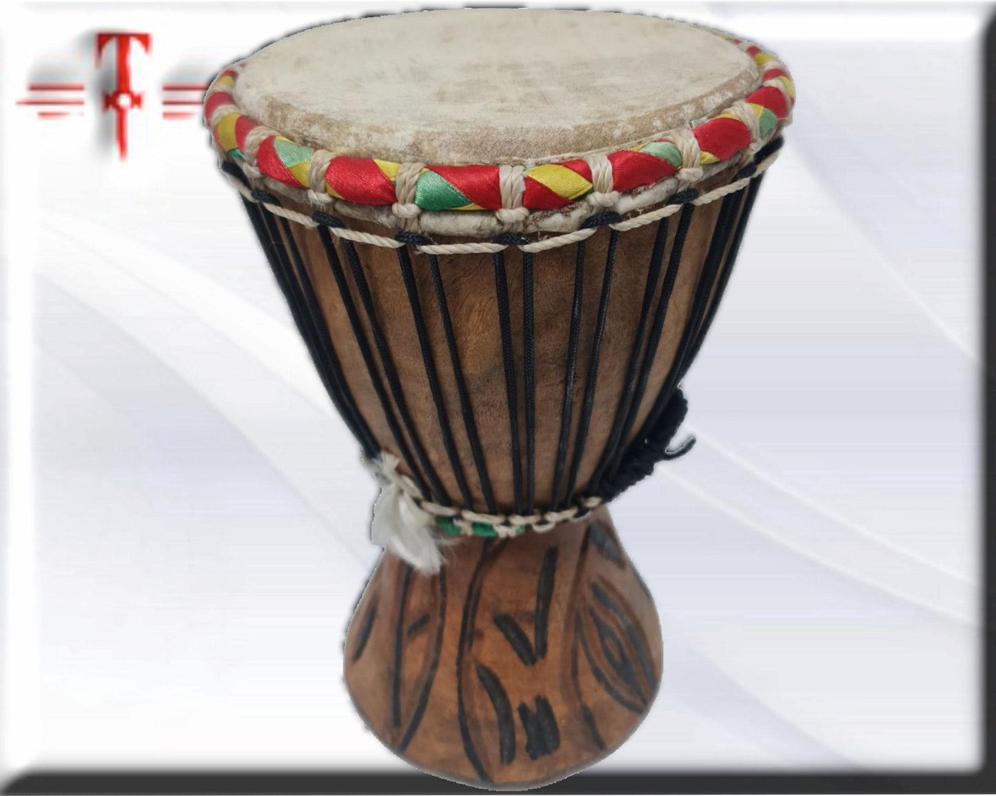 Djambe africano hechas a mano, instrumento musical , arte africano
