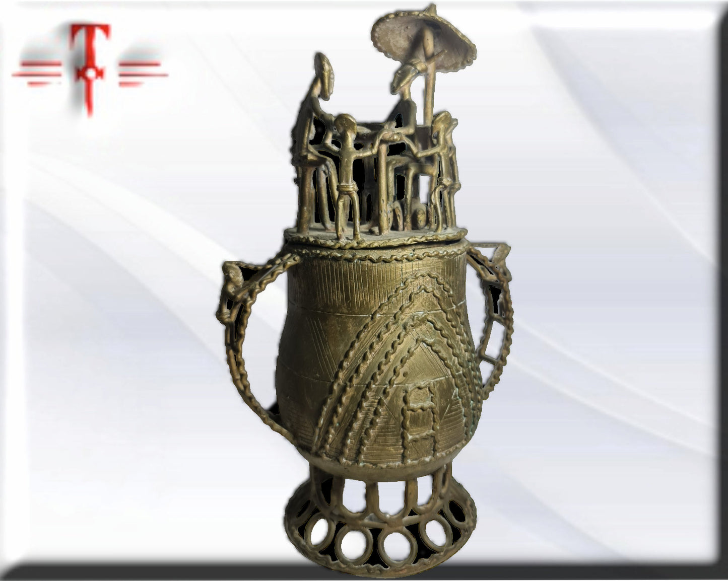 Antigua talla de bronce de Benín Jarrón con familia celebrando fiesta Arte Africano , galería de arte