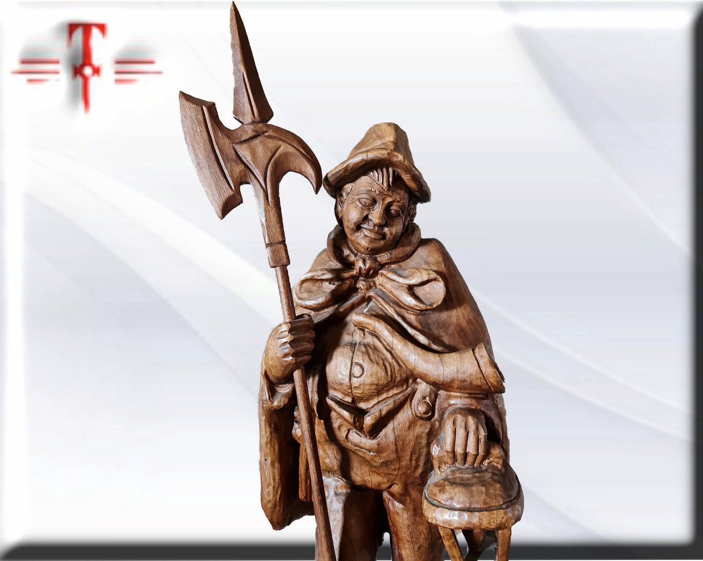 estatua del antiguo Sereno de noche , tallado en maderas nobles