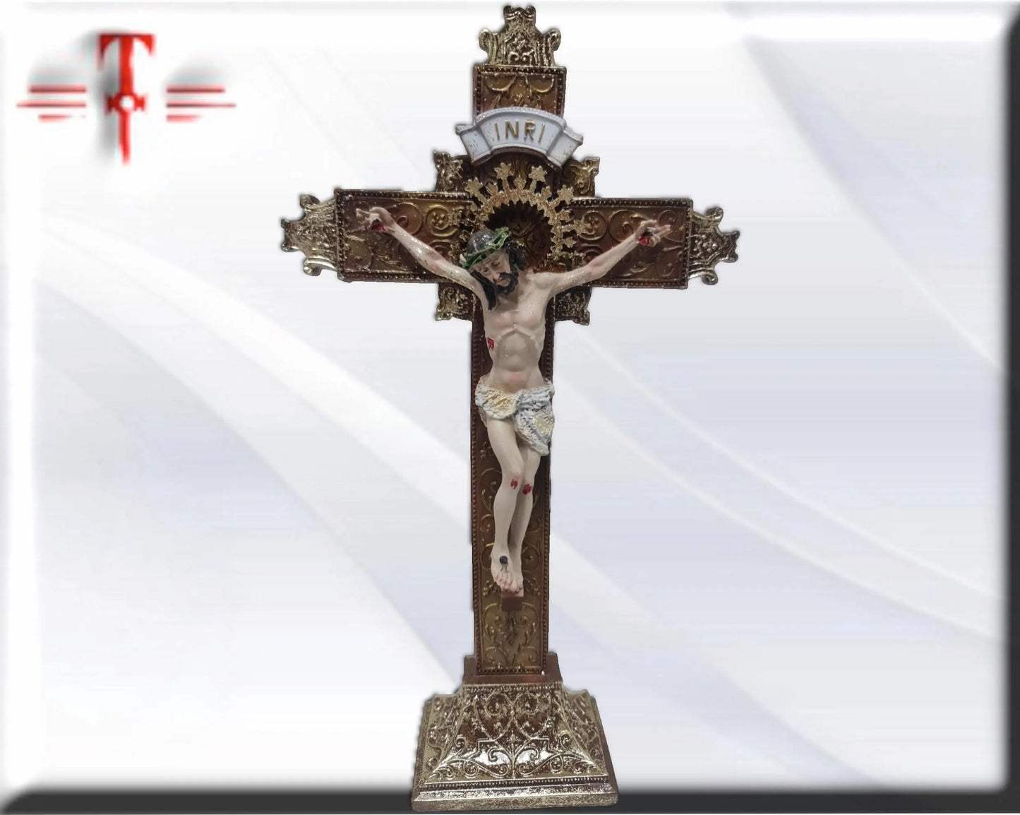 Cruz de Jesus crucificado . Santos y virgenes catolicos