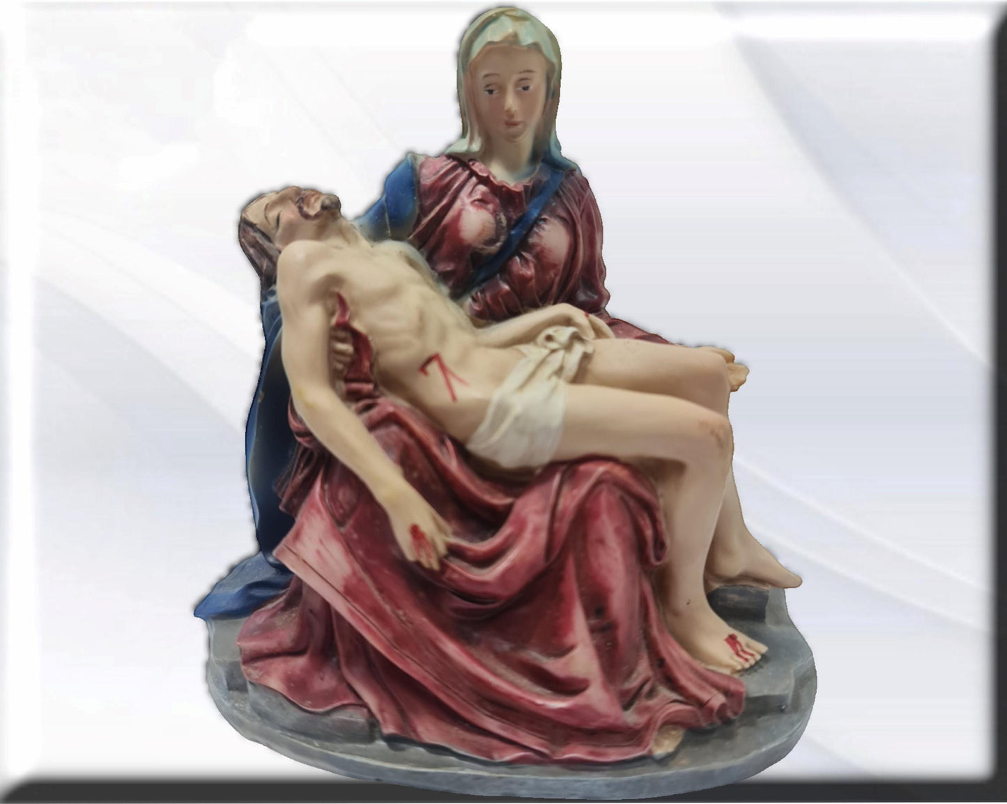 estatua Nuestra Señora de la Piedad  , virgenes y santos catolicos