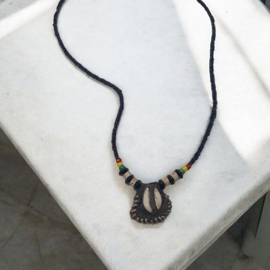 Amuleto africano atrae suerte - amuletos arte africano -Secretos del vodoun de los Fon , Benín - arte religioso
