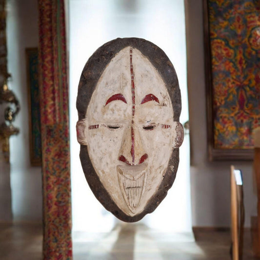 Máscara etnia Vuvi ( Gabon arte africano)  Vuvi ethnic mask ( Gabon African art)