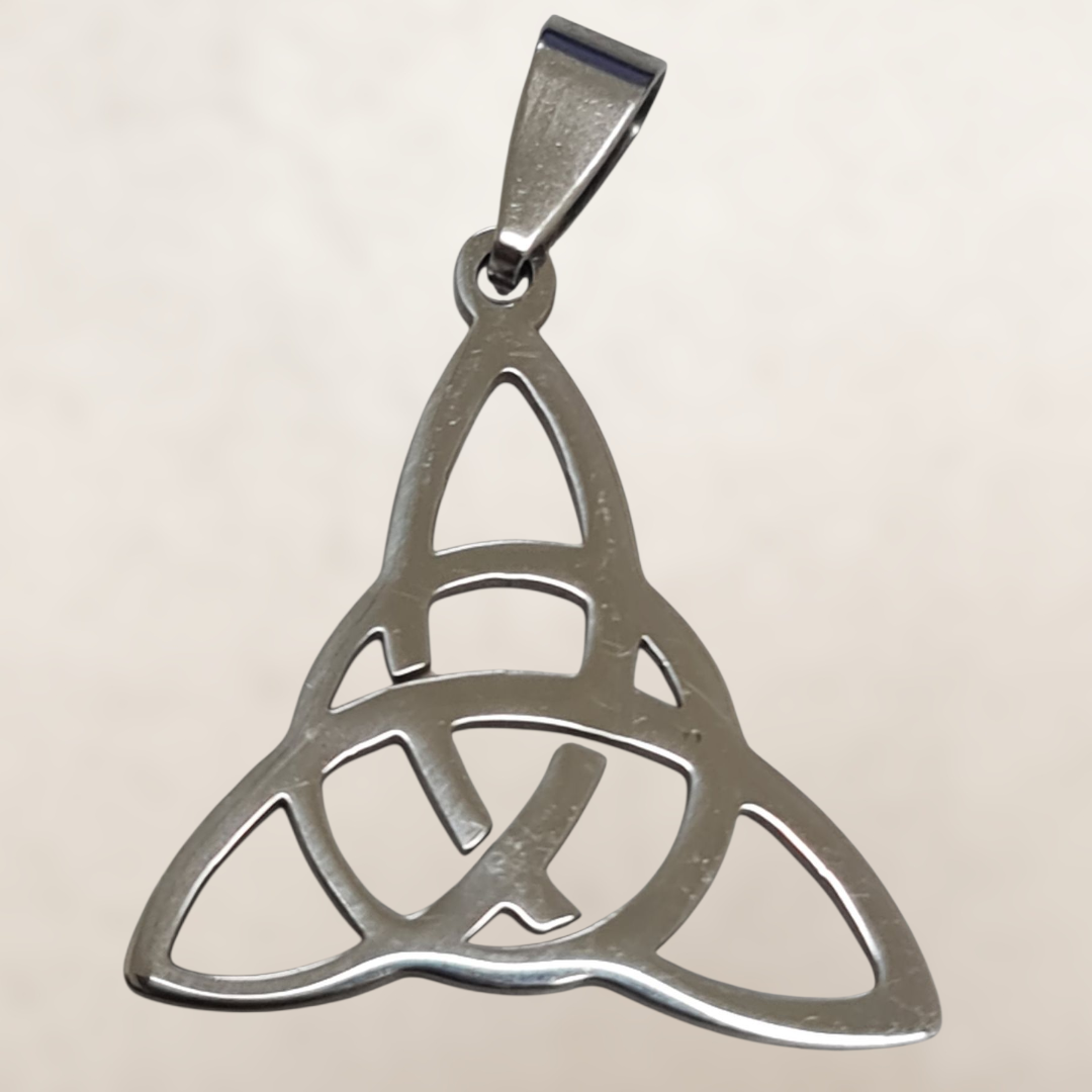 colgante TRIQUETRA