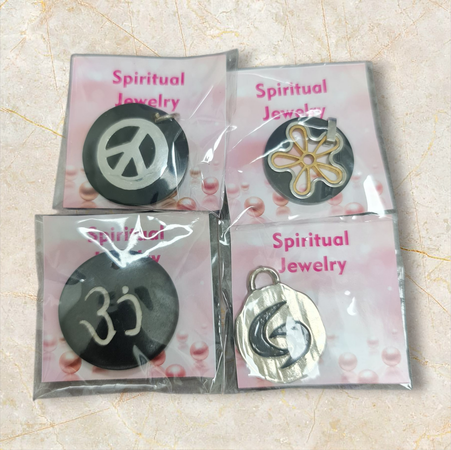 colgantes esotericos