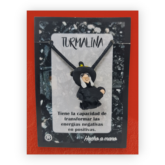 colgante bruja con turmalina