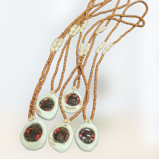 Colgante, amuleto de proteccion brujeria, original de Benín. Protección, amuleto.