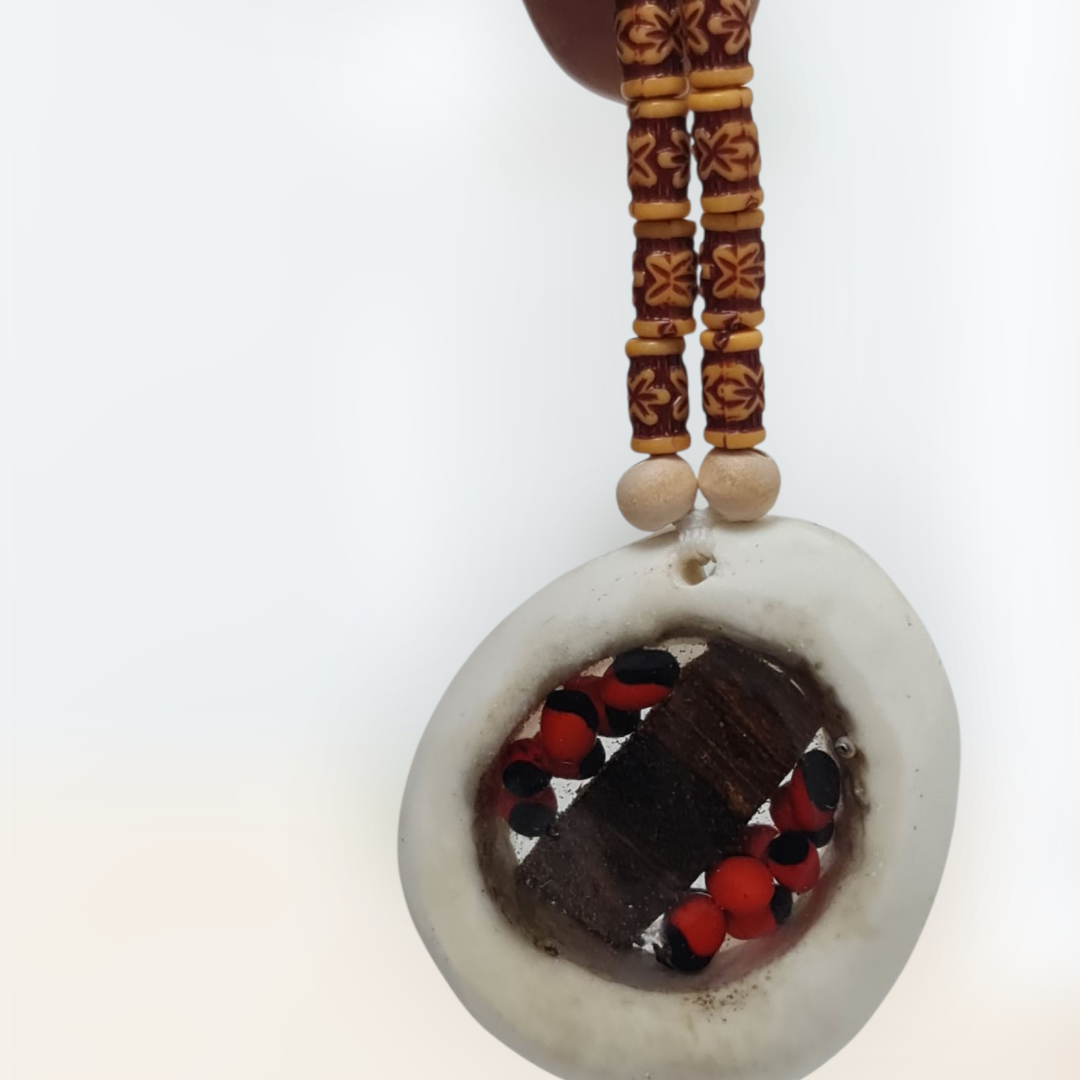 Colgante, amuleto de proteccion brujeria, original de Benín. Protección, amuleto.