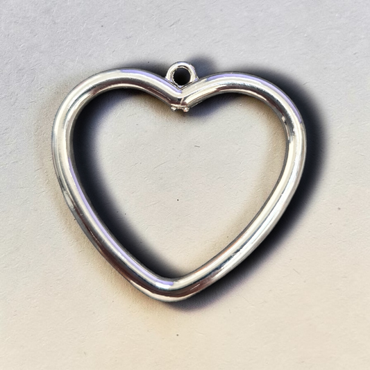 Corazon de metal acero , refuerzo del Orisha Oggun Santeria Yoruba