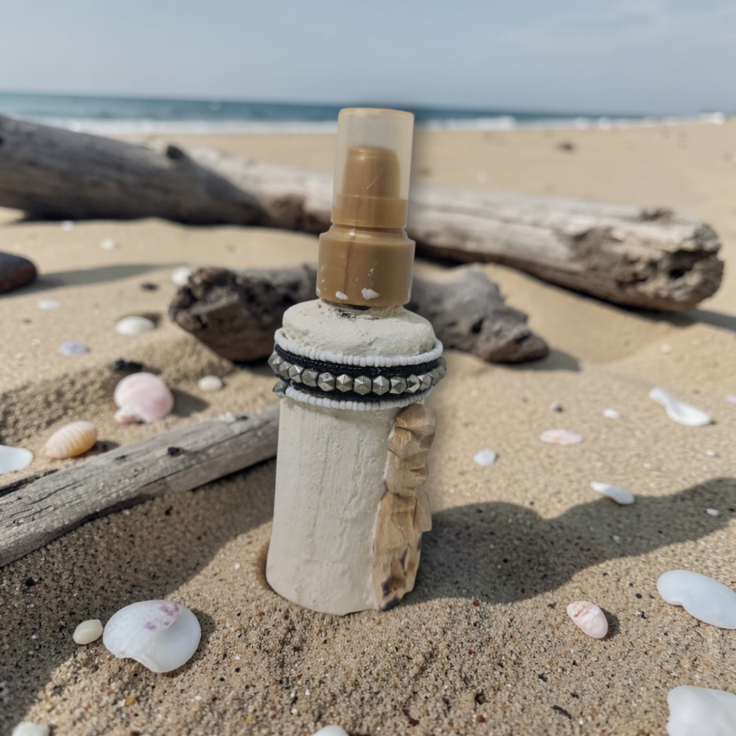 Flasche mit magischem Pulver, um Menschen fernzuhalten, Voodoo, afrikanischer Voodoo