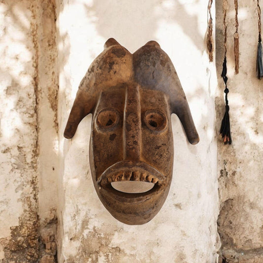 Máscara Yaca Congo . Arte africano  , Galería de arte