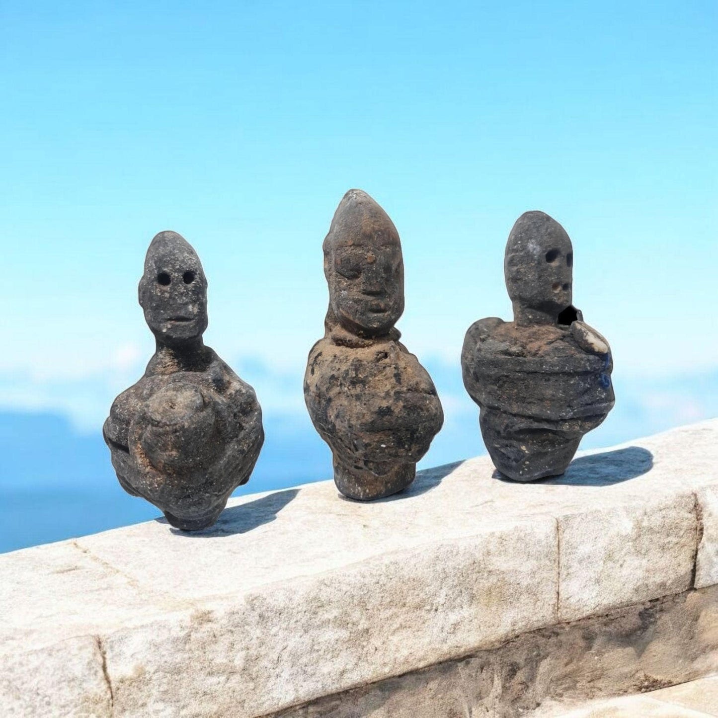Fetiche Protección y espanta espíritus , arte africano , recetas ancestrales , producto original realizado por Hounnon .