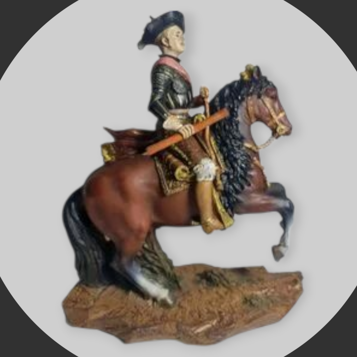 Escultura de Felipe IV a caballo
