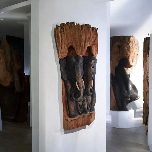 Antigua Talla de madera con Familia de elefantes