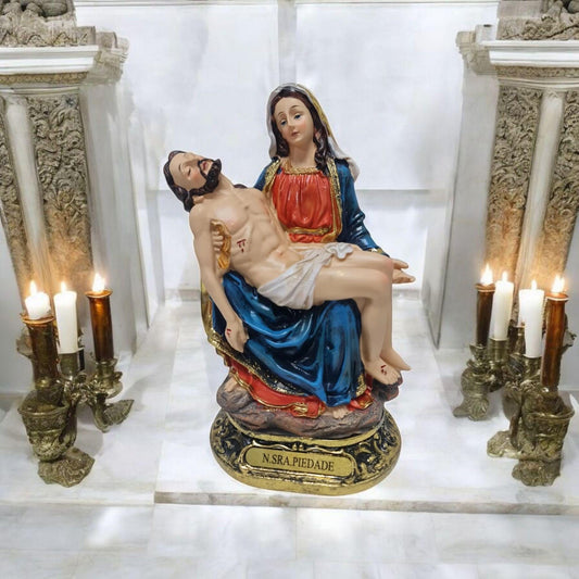 estatua Nuestra Señora de la Piedad  , virgenes y santos catolicos
