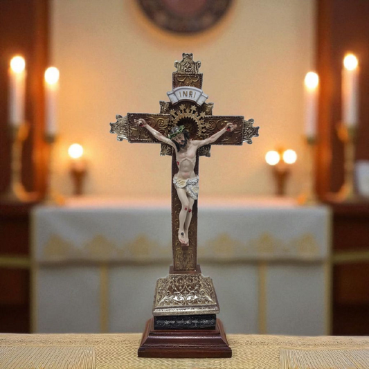 Cruz de Jesus crucificado  . Santos y virgenes catolicos