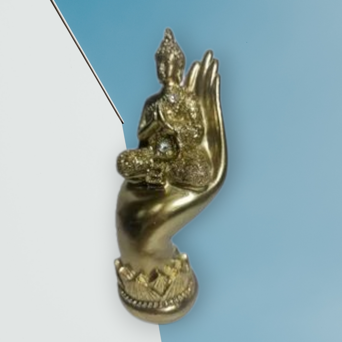 Buda Thai sobre mano
