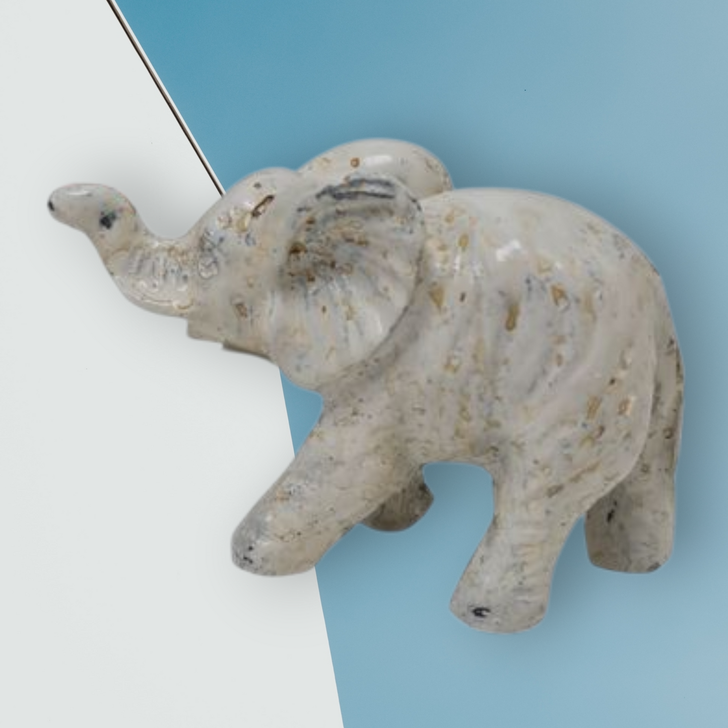 Elefante de resina blanco