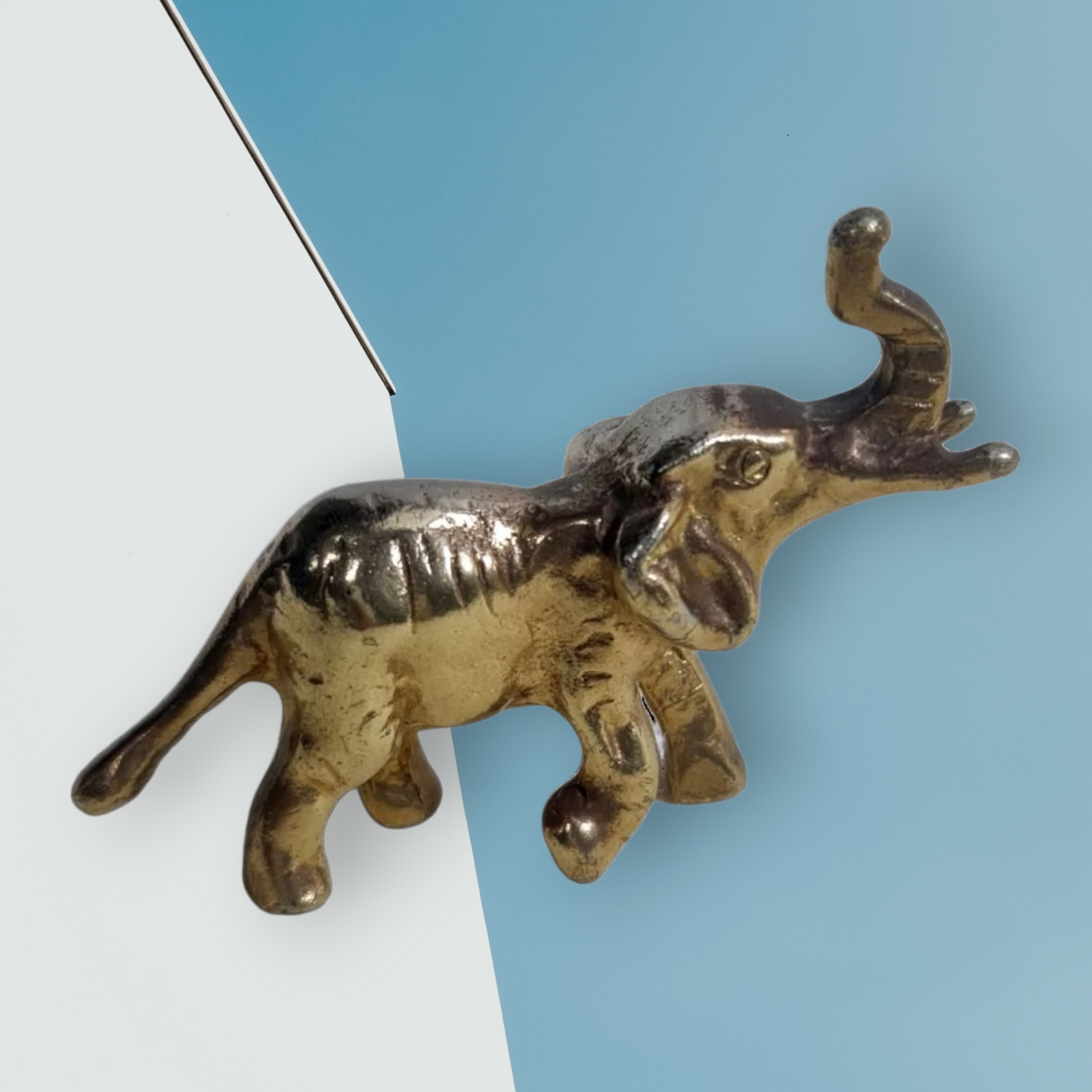 Elefante de metal