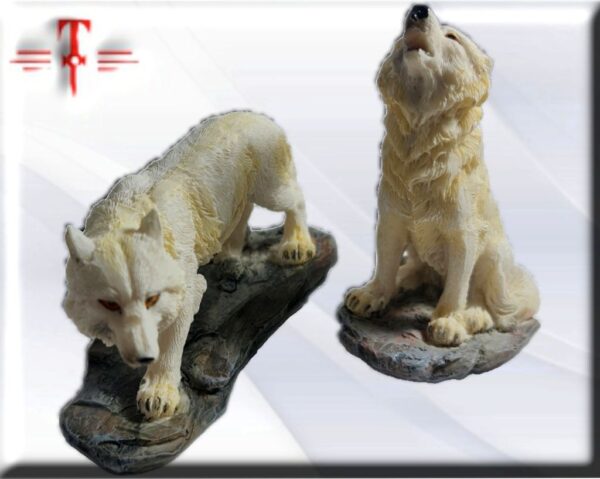 Lobo blanco pareja de dos unidades Tamaño: 11cm peso : 279gr material : resina
