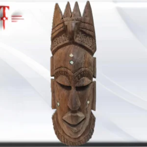 Antigua mascara Africana