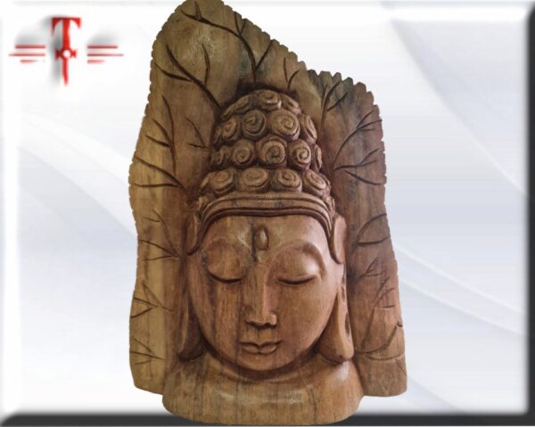 Busto de Buda tallado madera El buda o buddha es un concepto que define a aquel individuo que ha logrado despertar espiritualmente