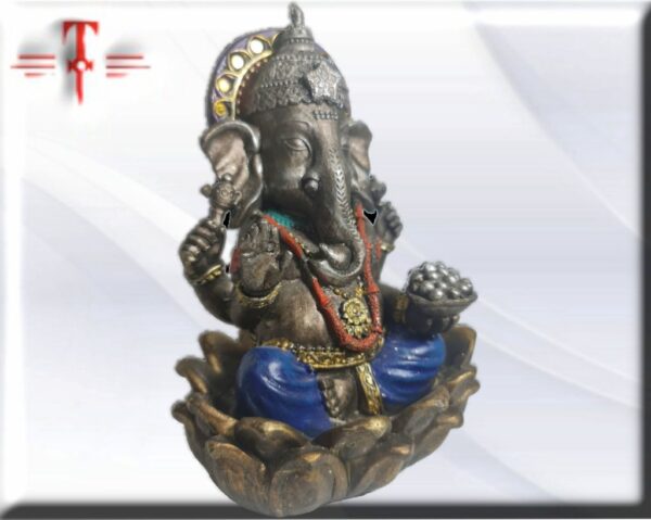 Figura Ganesha o Ganesh 18 cm . Es uno de los dioses más conocidos y adorados del panteón hinduista. ​