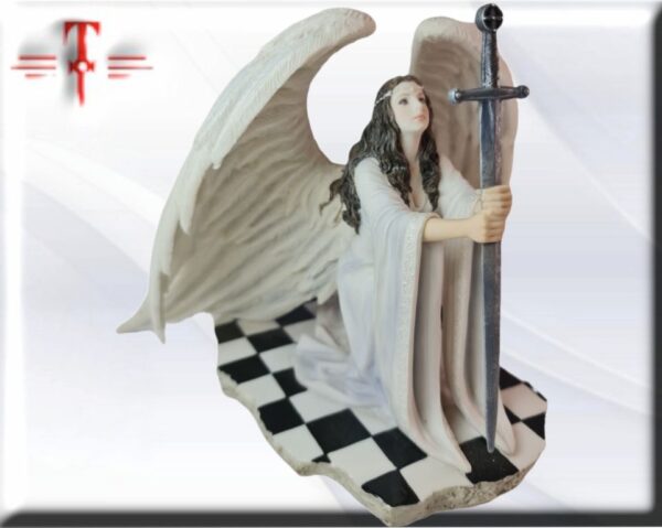 Angel Los ángeles se consideran criaturas de gran pureza destinadas en muchos casos a la protección de los seres humanos.