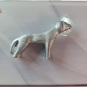 perro de metal Forman parte de las herramientas de Ochosis y de Azowano o Babalú Ayé. Se usan en ebboses y otros trabajos