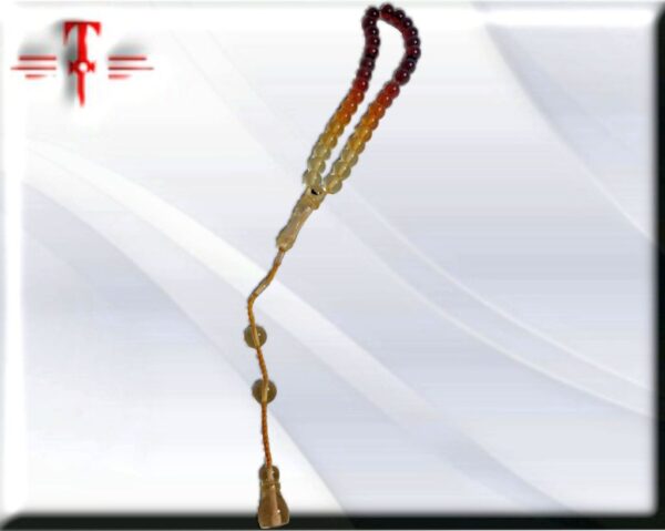 tasbih resina natural Se utiliza habitualmente para practicar el dhikr o invocación repetida dirigida a Dios.