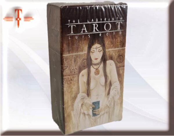 Tarot the Labyrinth A diferencia del primer tarot de Royo