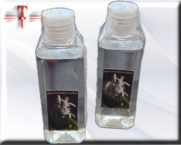 Agua de Azahar Es un líquido aromático que se obtiene de la destilación de flores de azahar con alcohol.
