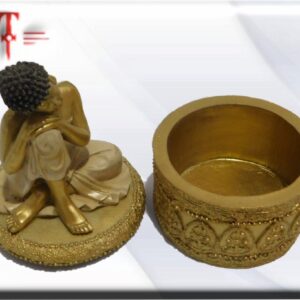 Cajita buda Thai. El buda es un concepto que define a aquel individuo que ha logrado despertar espiritualmente y que lleva una felicidad libre del sufrimiento.