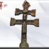 Cruz de Caravaca 13cm Bronce envejecido. Se utiliza por su gran poder protector contra todo mal. para poner detrás de las puertas