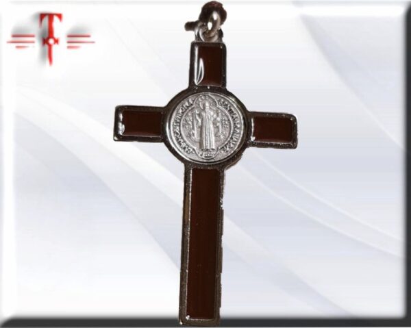 Cruz de San Benito La medalla de San Benito es un sacramental reconocido por la Iglesia con un gran poder de exorcismo