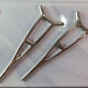 muletas metal Forman parte de las herramientas de Babalú Ayé. Se usan en ebboses y otros trabajos