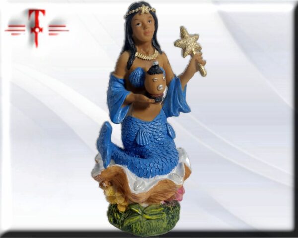 Orisha Yemaya concha Es una orisha femenina, es la deidad de las aguas saladas. Es la orisha de la maternidad.