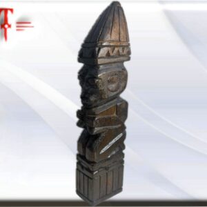 Agogo Iroke de orula. Campana de madera que se usa para invocar al oricha Orula y que representa a la “Apetebí” (esposa de Orula)